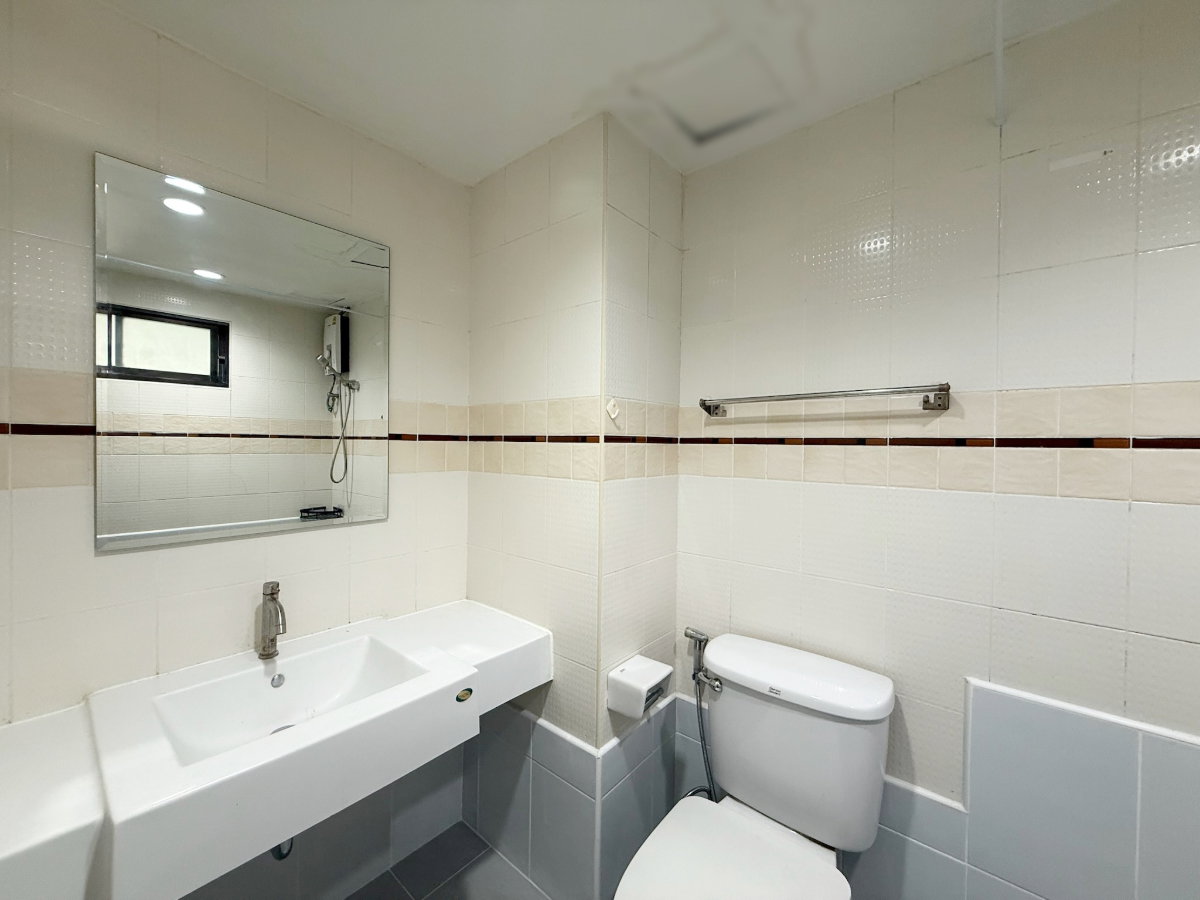 รูป 🛋️ ให้เช่า ลุมพินี เพลส ปิ่นเกล้า 1 ชั้น 8 ใกล้ รพ.ศิริราช มธ.ท่าพระจันทร์  - รูปที่ 7/9