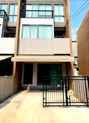 ทาวน์โฮมให้เช่า : 🏡✨ ให้เช่าทาวน์โฮม 3 ชั้น หลังริม "บ้านกลางเมือง พระราม 9 – กรุงเทพกรีฑา" 3 ห้องนอน 3 ห้องน้ำ บ้านสวย บรรยากาศเงียบสงบ เป็นส่วนตัว 