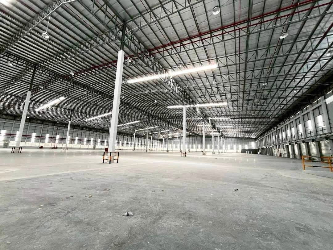 รูป ให้เช่าโรงงานพร้อมใช้หลายขนาด ผังม่วง เขาคันทรง ใกล้แหลมฉบัง ศรีราชา - รูปที่ 2/9