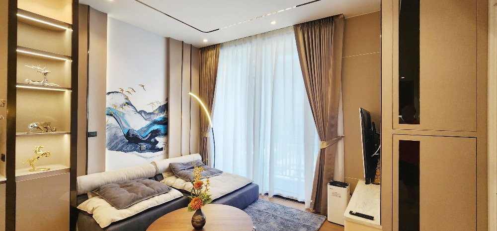 picture Code: 26KJ3637 for rent Muniq Langsuan 🔥🔥 Line ID: @kjcondo (with @)🔥🔥 - 10/14