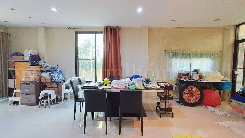 รูป บ้านแฝด ร็อคการ์เด้นท์ แอร์พอร์ต เฟส 2 สำหรับซื้อลงทุนรีโนเวท ถูกสุดในโครงการ - รูปที่ 4/20