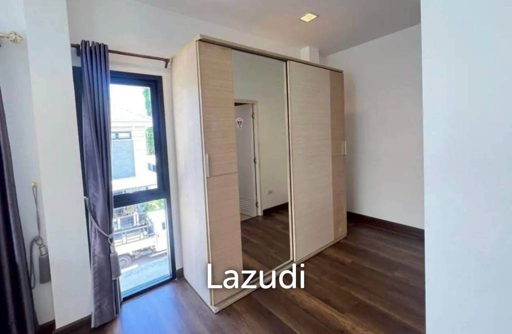 รูป บ้านเดี่ยว 2 ชั้น สไตล์โมเดิร์น ที่อุไรวัน แกรนด์ วิลล่า พัทยา - รูปที่ 17/30