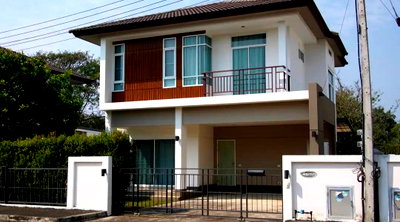 ขายบ้านเดี่ยว : ขายบ้านเดี่ยว 2 ชั้น โครงการอรสิริน 11 สันทราย เชียงใหม่ ใกล้มหาวิทยาลัยแม่โจ (H527) T.0946511456