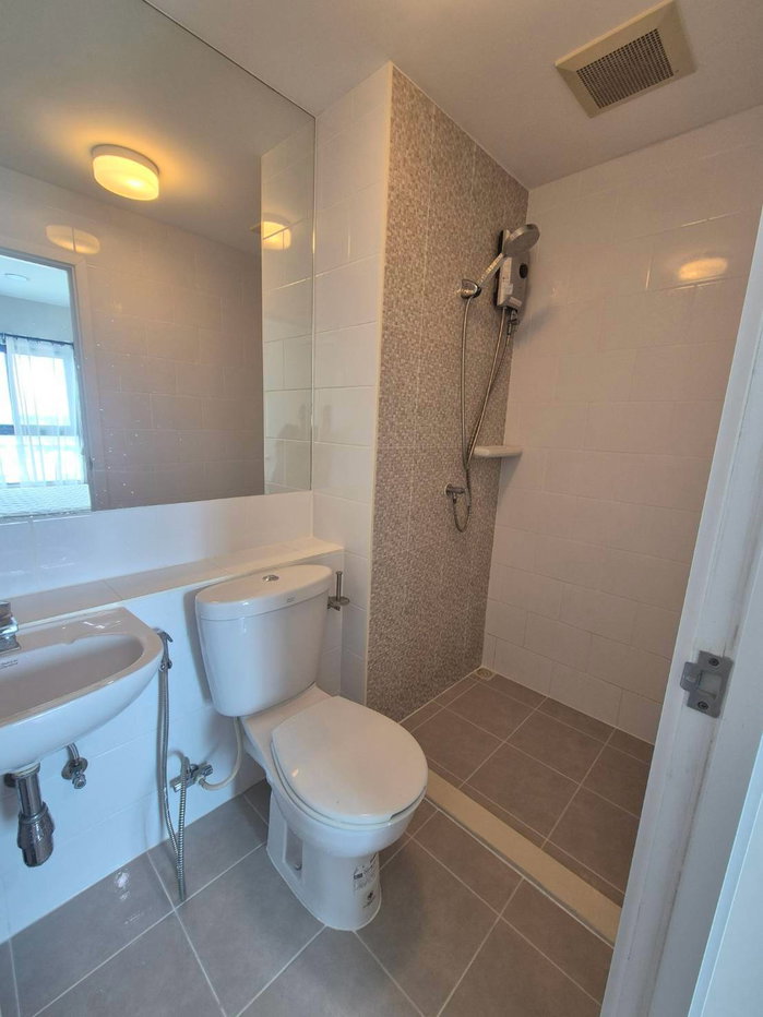 picture Plum Condo Central Station Phase 2 - 5/11
