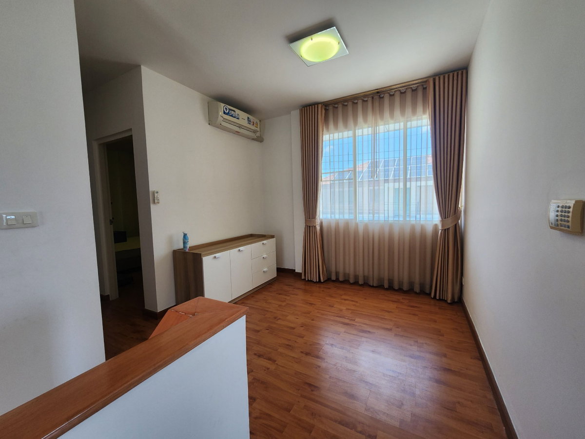 picture CD03641 - Casa Premium Onnut - Wongwhaen - 6/19