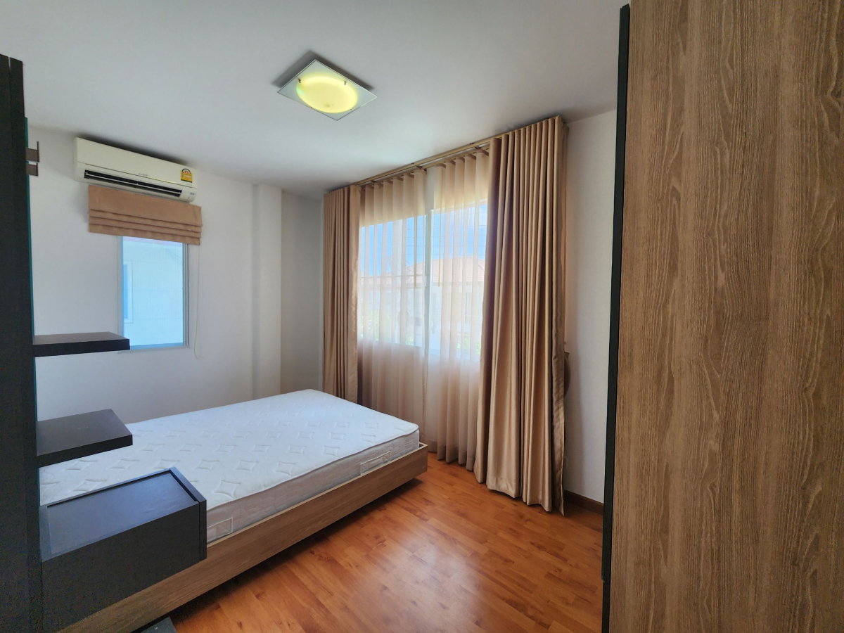picture CD03641 - Casa Premium Onnut - Wongwhaen - 7/19