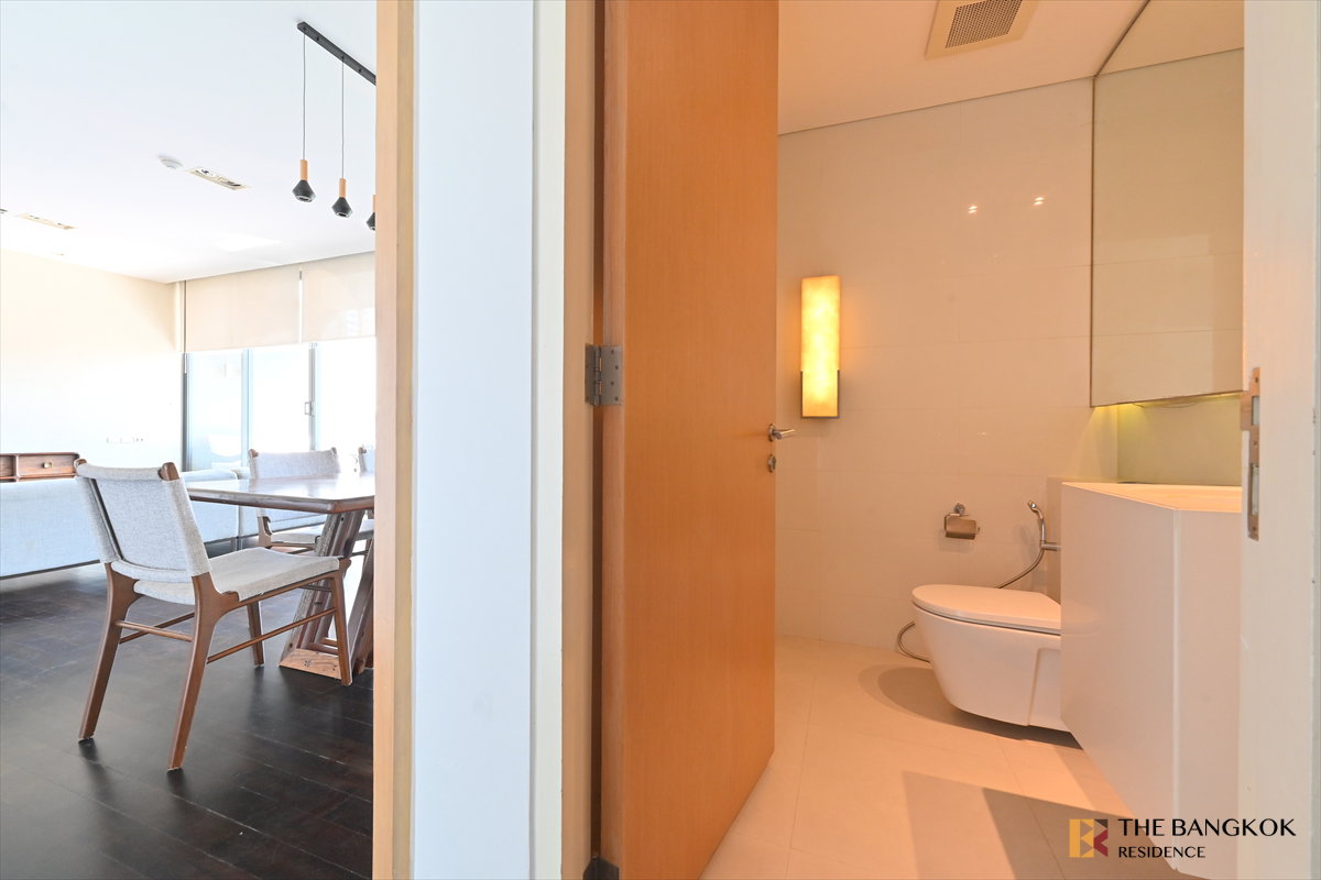 picture ð Domus 16 Spacious 167 sq.m. Luxury Residence with Full-Height Windows and a Large Private Balcony - 14/16
