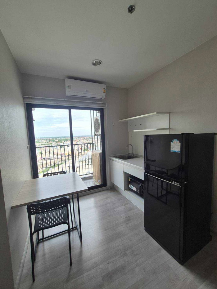 picture Plum Condo Central Station Phase 2 - 7/11