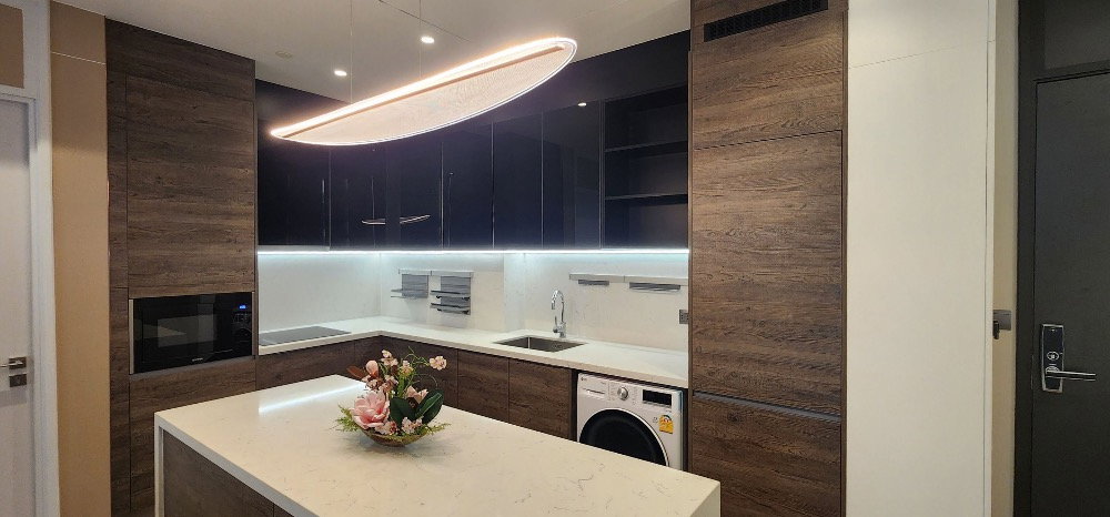 picture Code: 26KJ3637 for rent Muniq Langsuan 🔥🔥 Line ID: @kjcondo (with @)🔥🔥 - 6/14