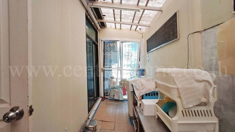 รูป บ้านแฝด ร็อคการ์เด้นท์ แอร์พอร์ต เฟส 2 สำหรับซื้อลงทุนรีโนเวท ถูกสุดในโครงการ - รูปที่ 13/20