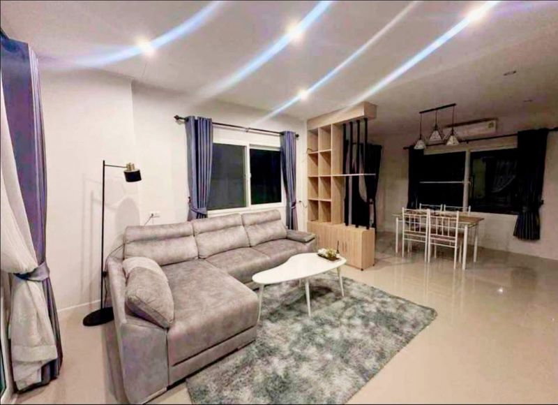 รูป ให้เช่าบ้านแฝด ม.ศุภาลัยวิลล์ สวนเสือ ศรีราชา - รูปที่ 2/12