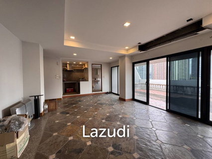 205 sqm 3-Bed Condo with Huge Terrace in Khlong Toei Nuea, Bangkok