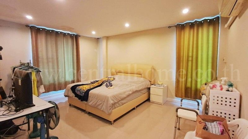 รูป บ้านแฝด ร็อคการ์เด้นท์ แอร์พอร์ต เฟส 2 สำหรับซื้อลงทุนรีโนเวท ถูกสุดในโครงการ - รูปที่ 5/20