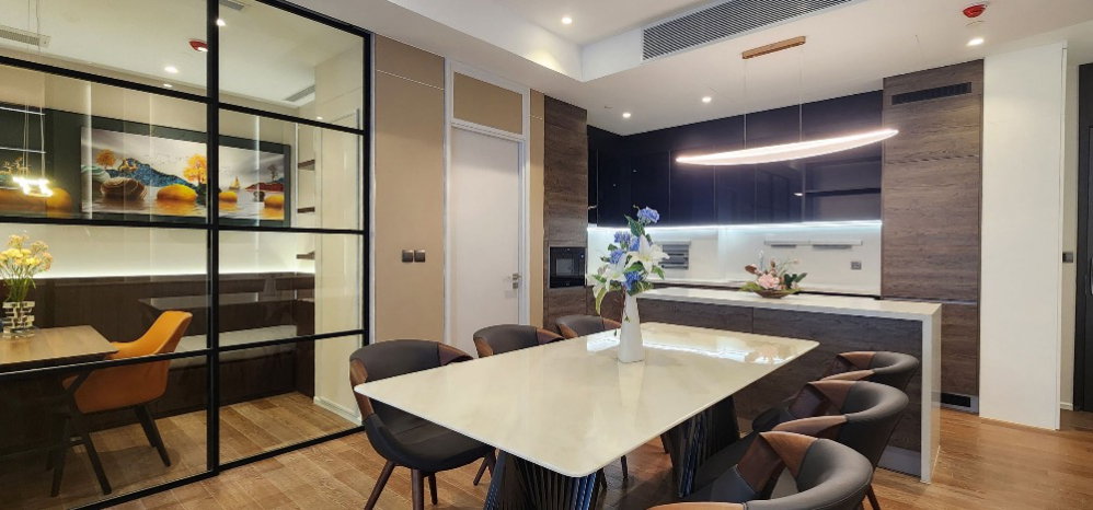 picture Code: 26KJ3637 for rent Muniq Langsuan 🔥🔥 Line ID: @kjcondo (with @)🔥🔥 - 5/14