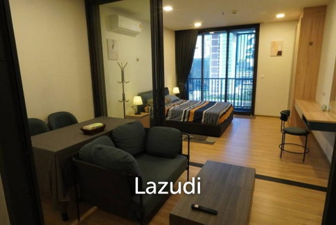42 sqm condo XT Phayathai on 14th floor in Ratchathewi Bangkok