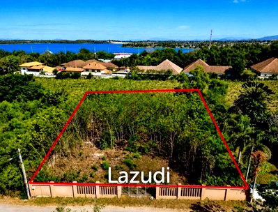 Land for sale Pornprapanimit Road : Premium High-Ground Land Plot Near Mabprachan Lake
