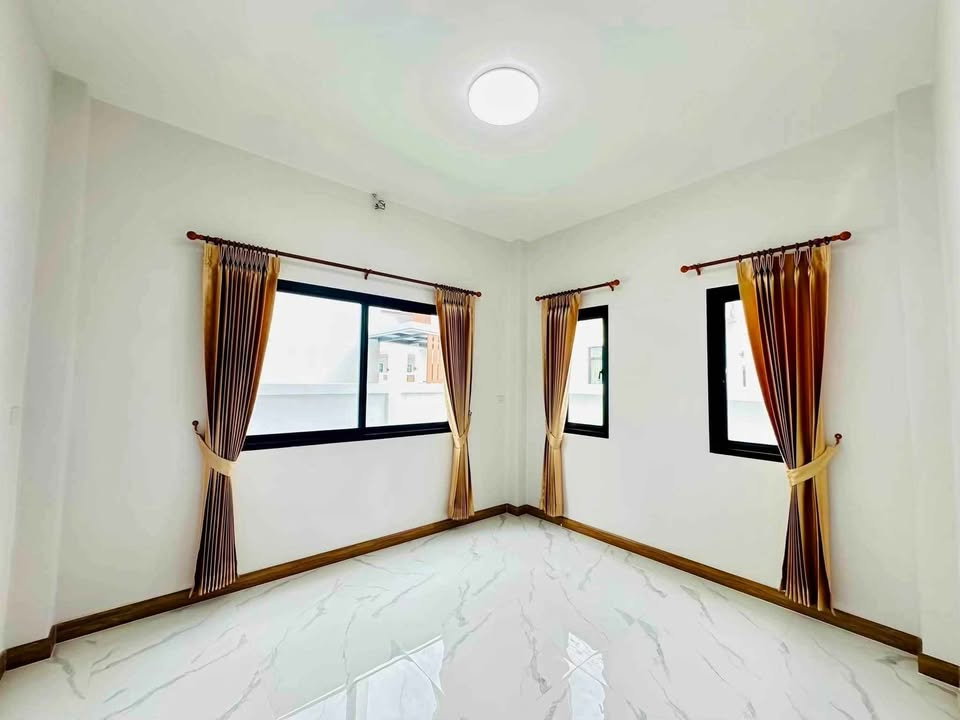 รูป 🏡ขายด่วน! บ้านเดี่ยว 2 ชั้น Modern Style แม่เหียะ เชียงใหม่ ฟรีโอน 5.39 ลบ. 📞063-6649056 - รูปที่ 7/31