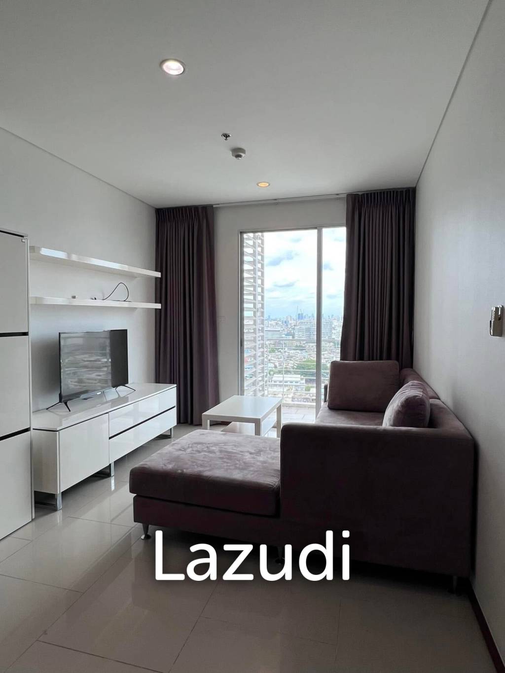 49.7 sqm 1-Bed Condo on High Floor at Villa Sathorn Khlong San Bangkok