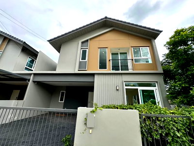 บ้านเดี่ยว ม.พายัพวิทยาเขตแก้วนวรัฐ : บ้านแฝด 2 ชั้น สไตล์โมเดิร์นในโครงการอณาสิริ พายัพ บ้านสวย สภาพดี ตกแต่ง Built-in พร้อมเฟอร์นิเจอร์และเครื่องใช้ไฟฟ้า ใกล้กงศุลอเมริกาHS-3