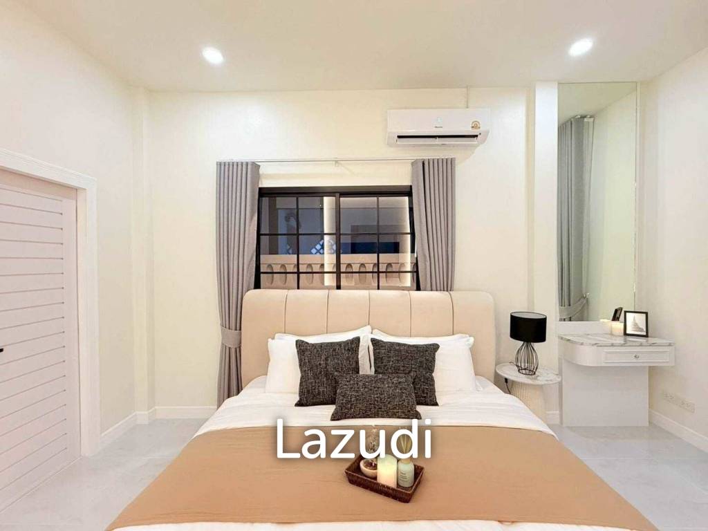 picture Newly Renovated Modern Luxury Detached House - 10/22