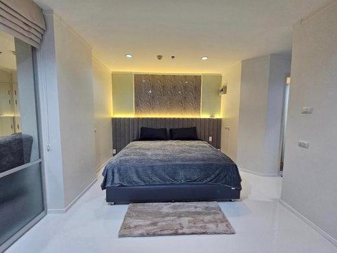 🏙️✨ FOR RENT: Lumpini Ville Sukhumvit 77-2 — SPACIOUS MODERN LIVING NEAR BTS ON NUT!  💰 Rental Price: 17,000 THB/month