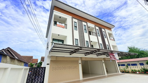 ขายอาคารพาณิชย์พักอาศัย 3 ชั้น โมเดิร์น เพชรเกษม 112