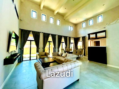 Houses for sale Khao Chi Chan : Nusa Chivani Na Jomtien for Sale Elegant 3-Bedroom Residence