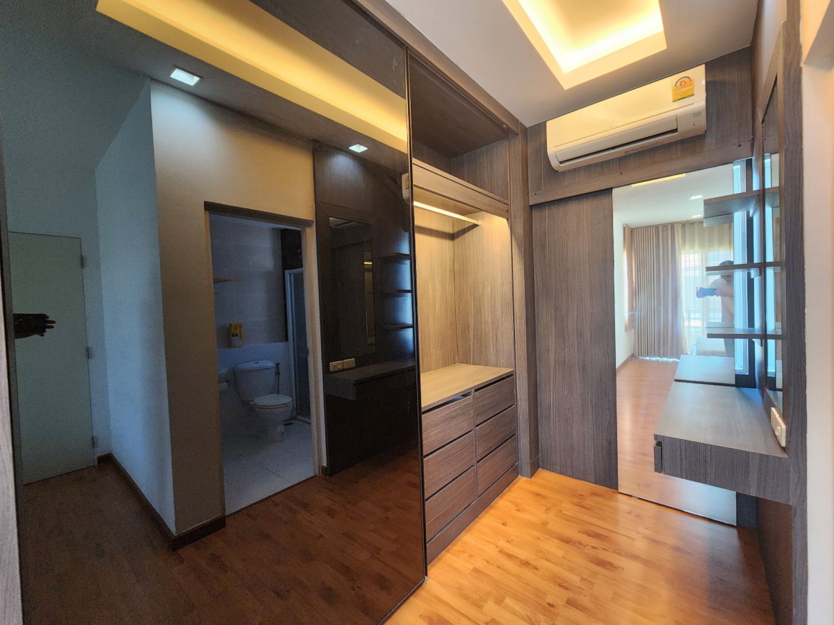 picture CD03641 - Casa Premium Onnut - Wongwhaen - 18/19