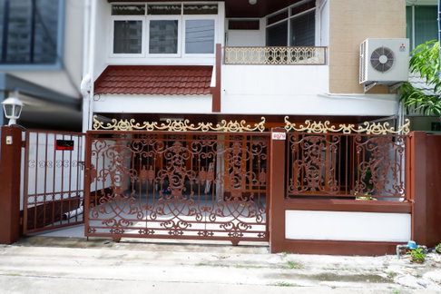 For Rent Townhome Sukhumvit Ekkamai Pridi GH465