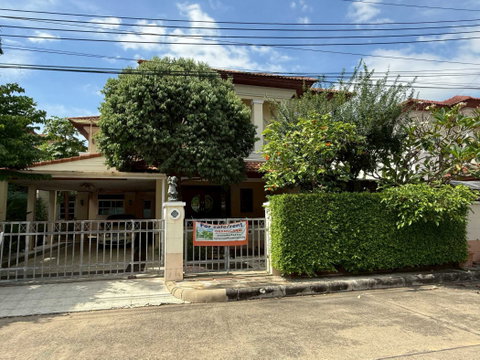 Beautiful, newly renovated house for sale in Grand Canal Village, Prachachuen. 94.5 square wa.