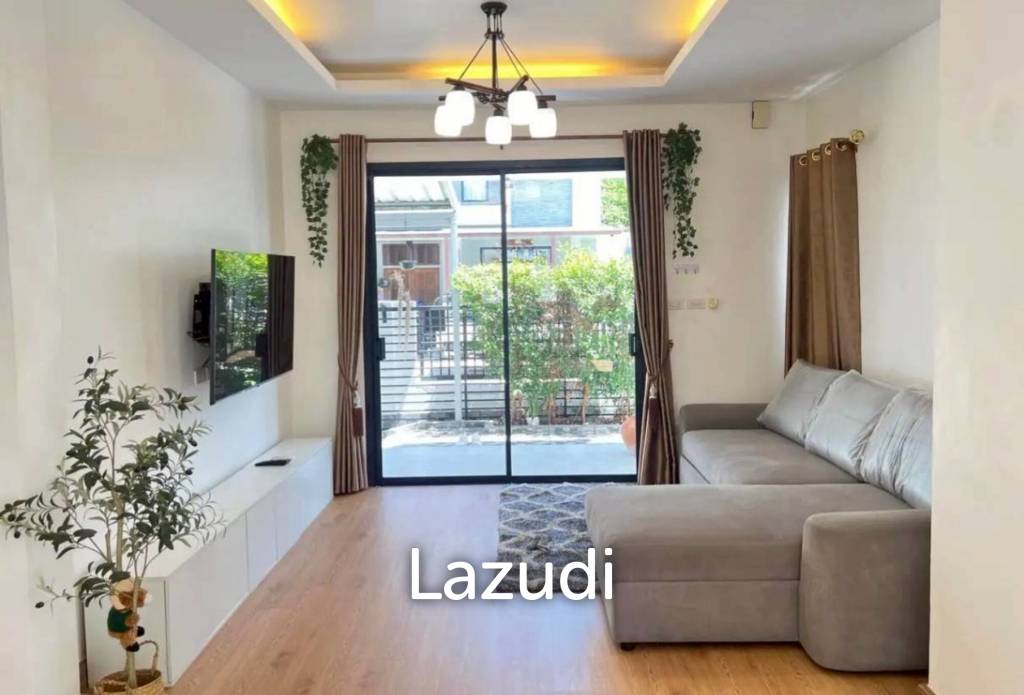 รูป บ้านเดี่ยว 2 ชั้น สไตล์โมเดิร์น ที่อุไรวัน แกรนด์ วิลล่า พัทยา - รูปที่ 3/30