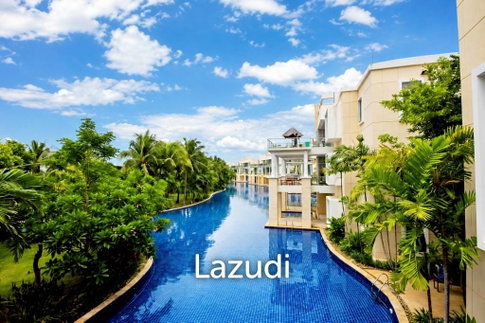 BLUE LAGOON : 2 Bed Pool Access Condo near the beach