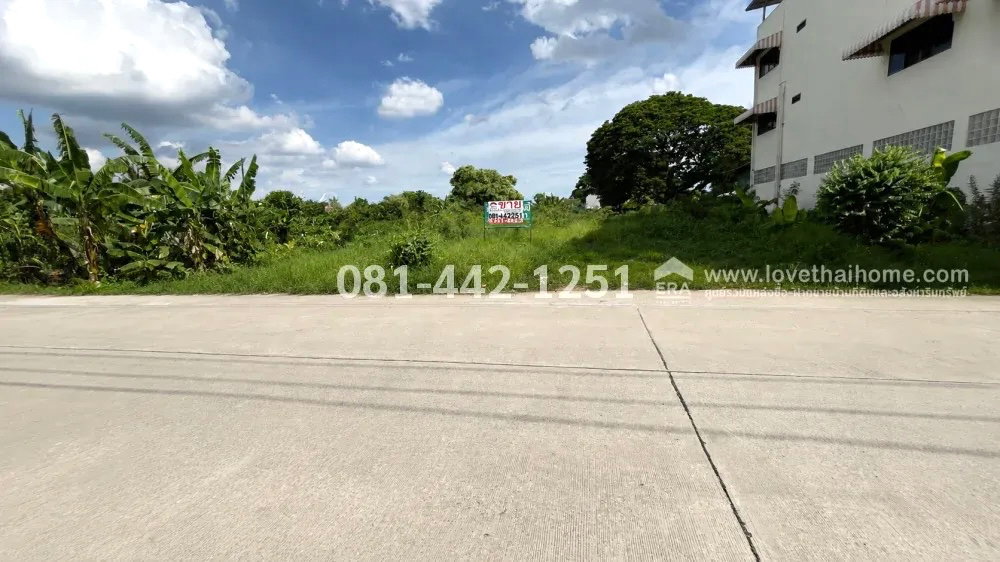 ขายที่ดิน ซอยรามอินทรา 5 แยก 18 ทำเลย่านรามอินทรา! ถมแล้ว พื้นที่ 200 ตรว. ราคาถูกมาก เพียง 48,000 บาท / ตร.ว. ใกล้รถไฟฟ้า 2 สาย 