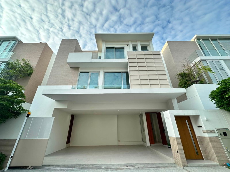 Houses for rent : WS8079 🏡 For Rent | Noble Terra Rama 9 – Ekkamai 💰 Rental price: 180,000 THB/month