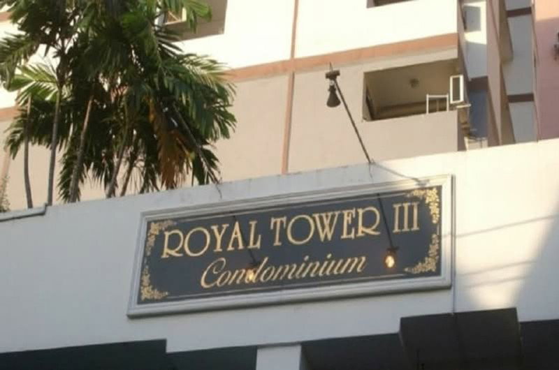 picture A046528 Royal Tower 3 - 1/3
