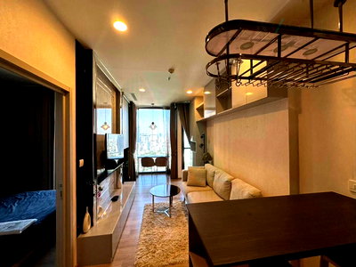 Condos for rent : For Rent Condo OKA HAUS SUKHUMVIT 36 Building 1, Floor 35,1 bed room, Room size 36 sqm