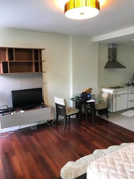 picture A010331 Veranda Residence - 2/7