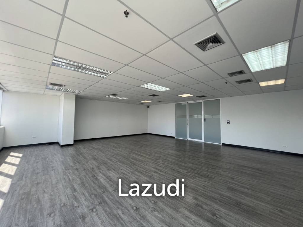 picture Modern Office Space in Khlong Tan Nuea, Bangkok - 5/6