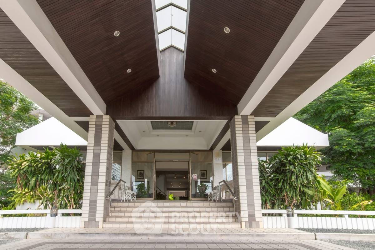 รูป คอนโด 1 ห้องนอน ขาย Grand Condotel Jomtien ใกล้หาดจอมเทียน (ID 3075356) - รูปที่ 3/13
