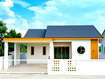 บ้านเดี่ยว พหลโยธิน 34 : ขาย 👉 บ้านเดี่ยวชั้นเดียว บ้านใหม่มือหนึ่ง ทำเลสารภี เชียงใหม่ ราคาเพียง 2.39 ล้านบาท ฟรีโอน   #CSRP101299