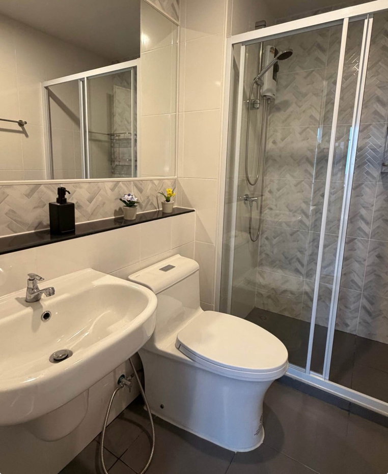 picture Regent Home           Wutthakat  - 8/9