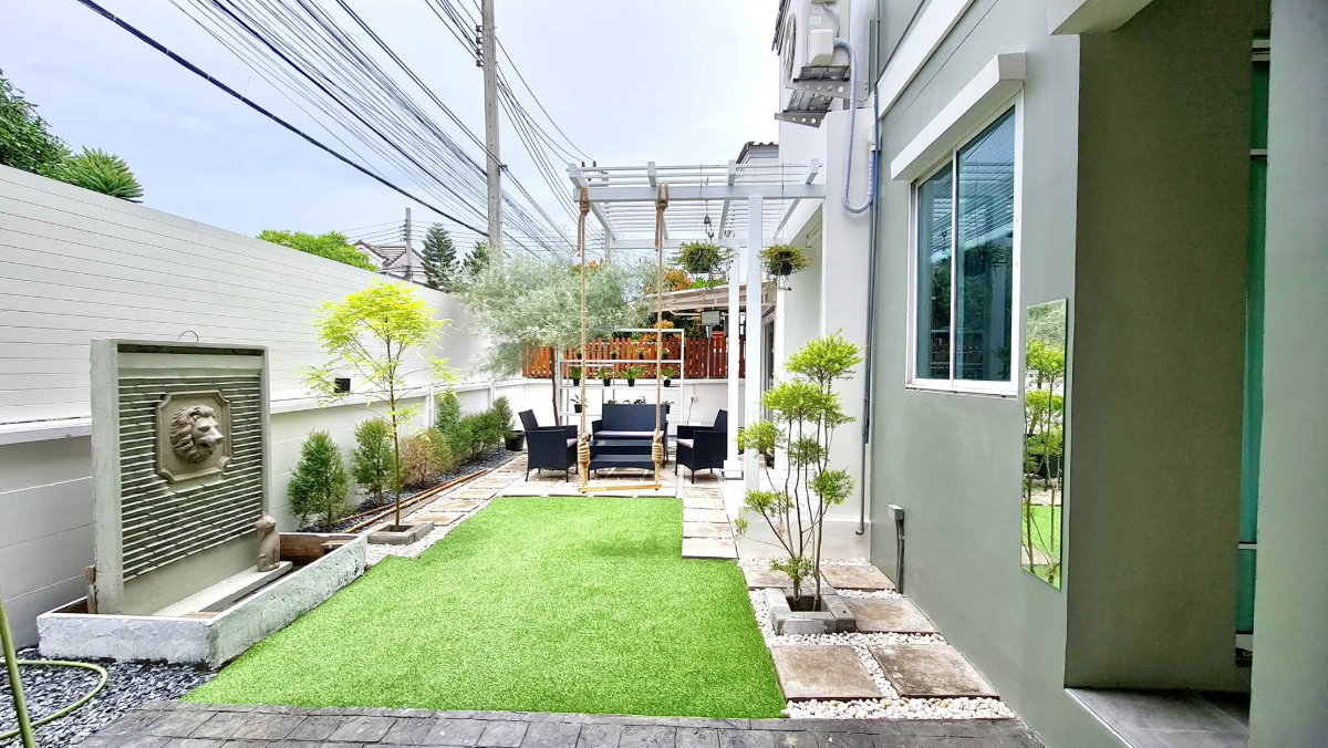 รูป ST14032 - The Village Bangna KM.10 : MegaBangna - รูปที่ 4/27