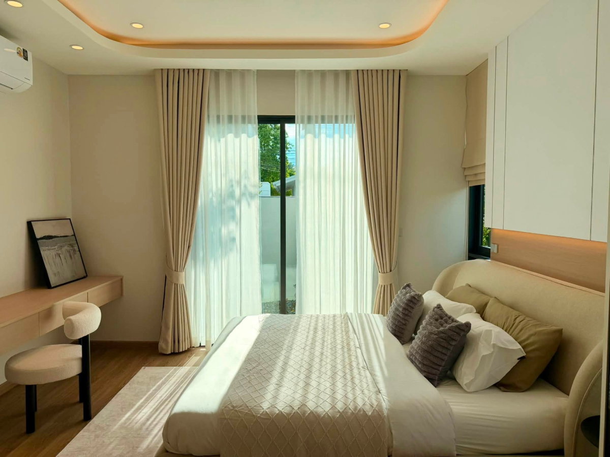 picture Luxury pool villa for sale in Wang Tan,modern luxury design emphasizing simplicity, elegance, privacy. Comes fully furnished with built-in furniture  - 12/14