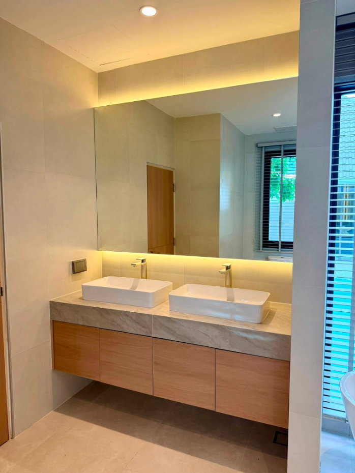 picture Luxury pool villa for sale in Wang Tan,modern luxury design emphasizing simplicity, elegance, privacy. Comes fully furnished with built-in furniture  - 13/14