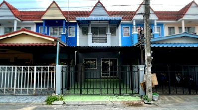 ทาวน์โฮม สมุทรปราการ : ขายด่วน!! ทาวน์เฮ้าส์ 2 ชั้น หมู่บ้านชุติมา เฟส 5