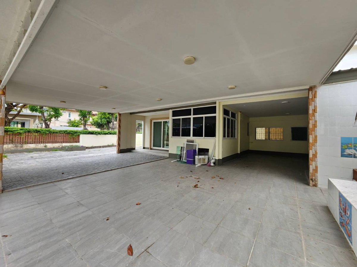 รูป บ้านเดี่ยวซอยวัดพระเงิน หลังมุม หลังเดียวไม่ติดใคร - รูปที่ 2/20
