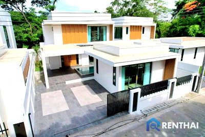 บ้านเดี่ยว หนองปรือ ชลบุรี : พูลวิลล่าโมเดิร์นสร้างใหม่ พร้อมเข้าอยู่ เพียง 1.5 กม. จาก หาดจอมเทียน