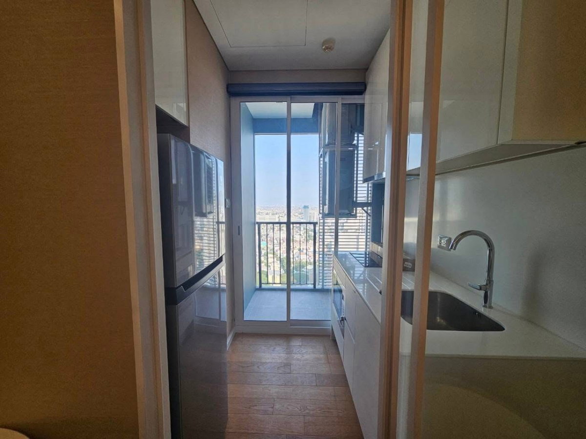 picture The Saint                       Residences - 5/7
