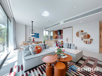 สำหรับ ขาย คอนโด 2 ห้องนอน ที่ The Standard Residences