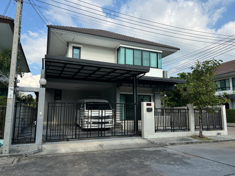 ขายบ้านเดี่ยวแถว รร.สวนกุหลาบฯ ธนบุรี - ห่างกันเพียง1km